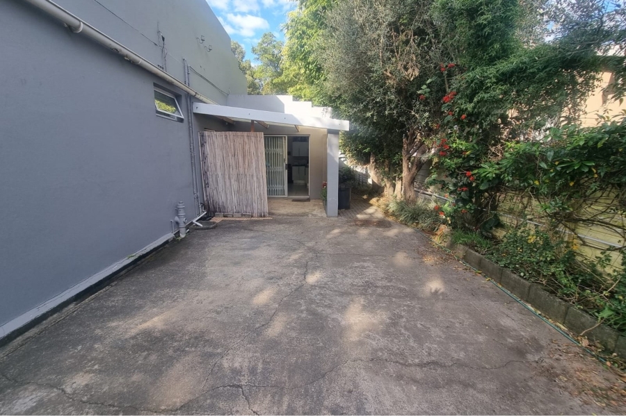 To Let 1 Bedroom Property for Rent in Vincent Eastern Cape